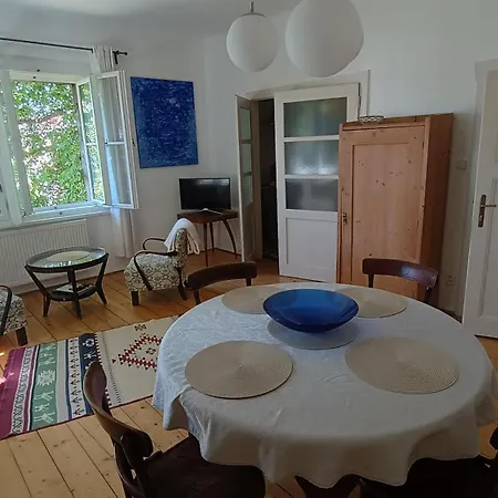 Point - 25 Min To The Center By Tram *